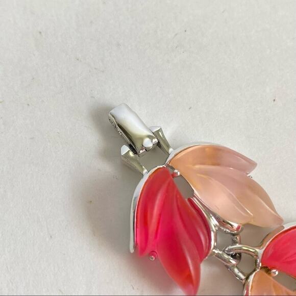 Vintage Pink Lucite Moonglow Leaf Necklace & Bracelet Set Silver Tone 60s Retro - Picture 10 of 14